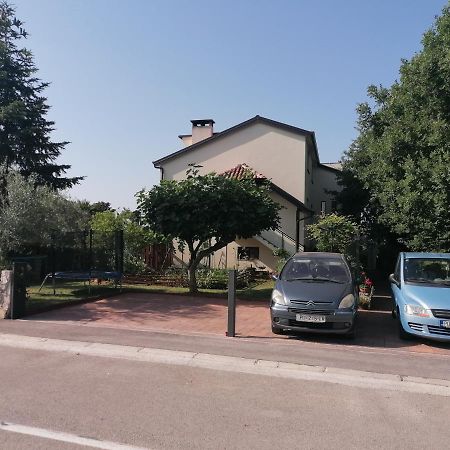 Apartment Jasna Пореч Екстер'єр фото