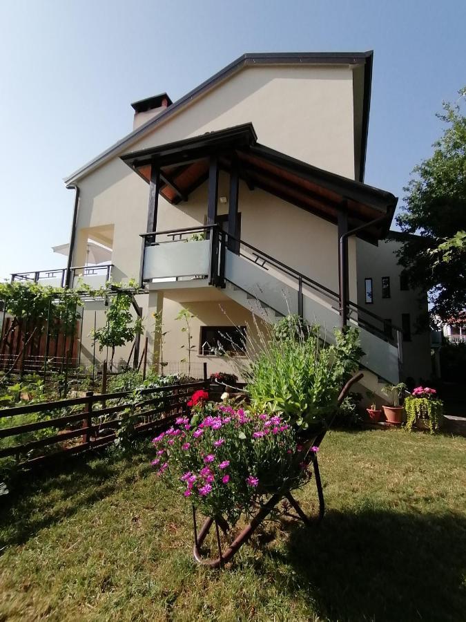 Apartment Jasna Пореч Екстер'єр фото