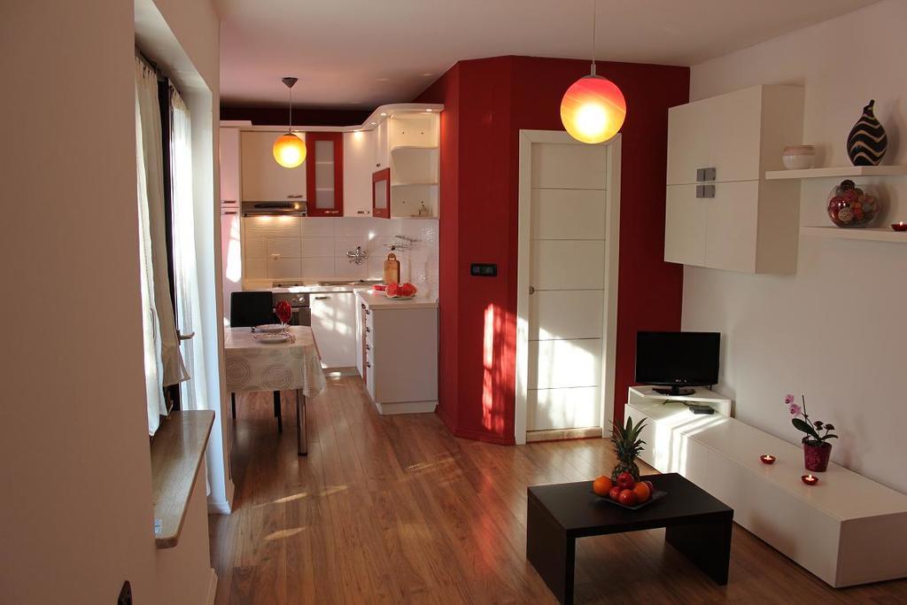 Apartment Jasna Пореч Екстер'єр фото