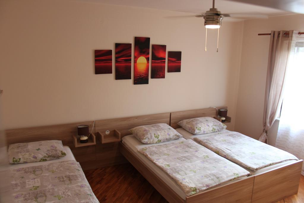 Apartment Jasna Пореч Екстер'єр фото